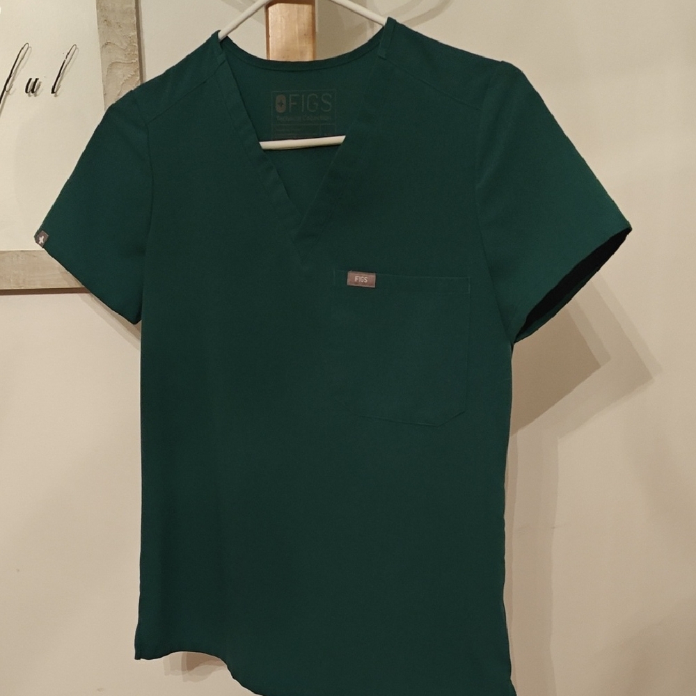 Figs Hunter Green Catarina Scrub Top